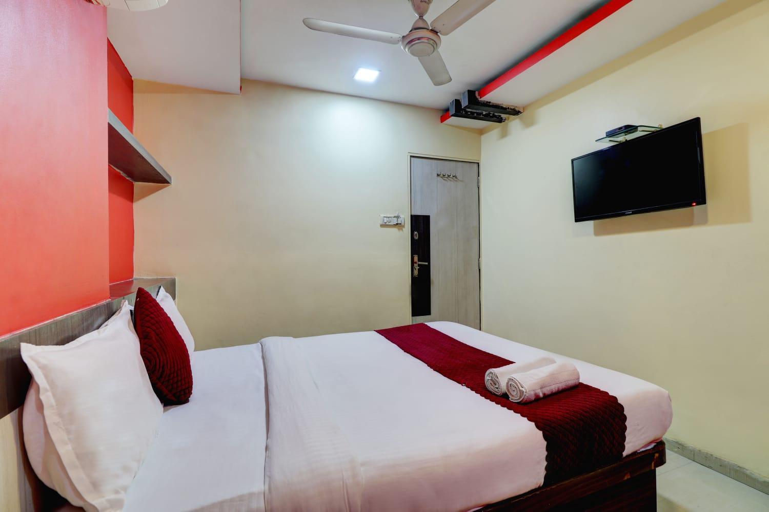Hotel Icon Near T-2 International Airport Mumbai — Photos 2